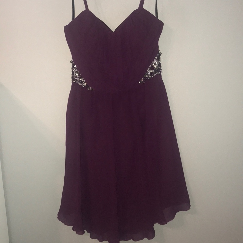 Sweetheart dress with straps
